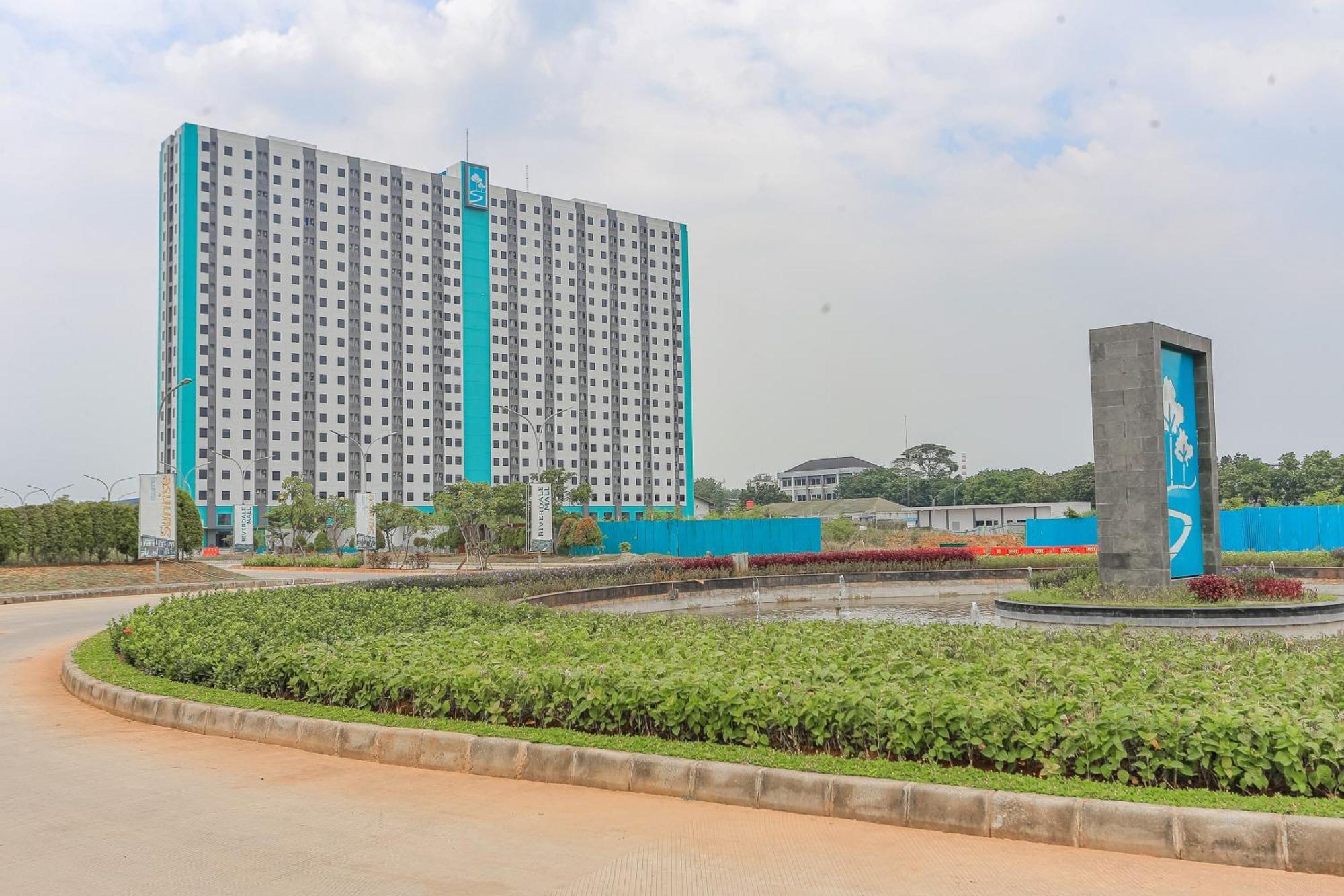Hotel O Apartment Riverdale Cikarang Near Sgc Mall Bekasi Exterior foto